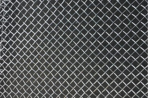 Duplex Steel Mesh: A Comprehensive Analysis of Grades, Applications, and Characteristics